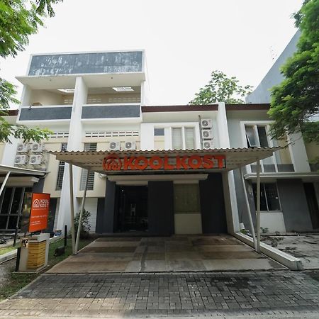 Koolkost Near Universitas Prasetiya Mulya Pagedangan Exterior foto