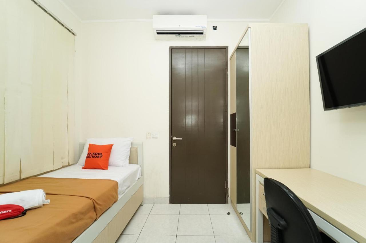 Koolkost Near Universitas Prasetiya Mulya Pagedangan Exterior foto