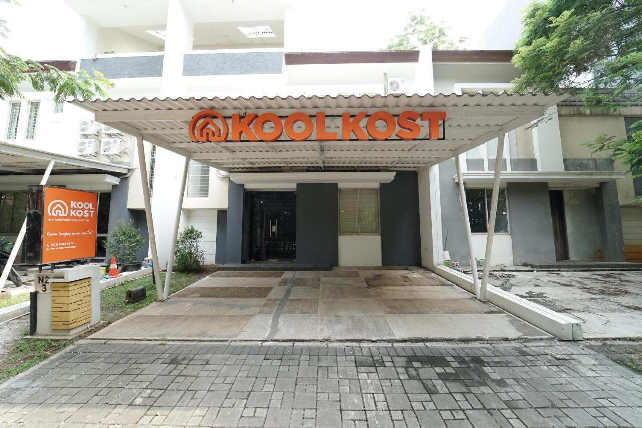 Koolkost Near Universitas Prasetiya Mulya Pagedangan Exterior foto